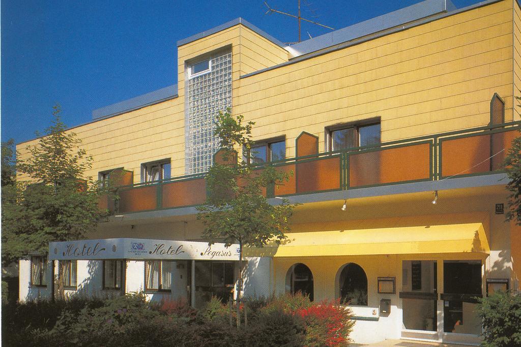 Hotel Pegasus Munchen Bagian luar foto